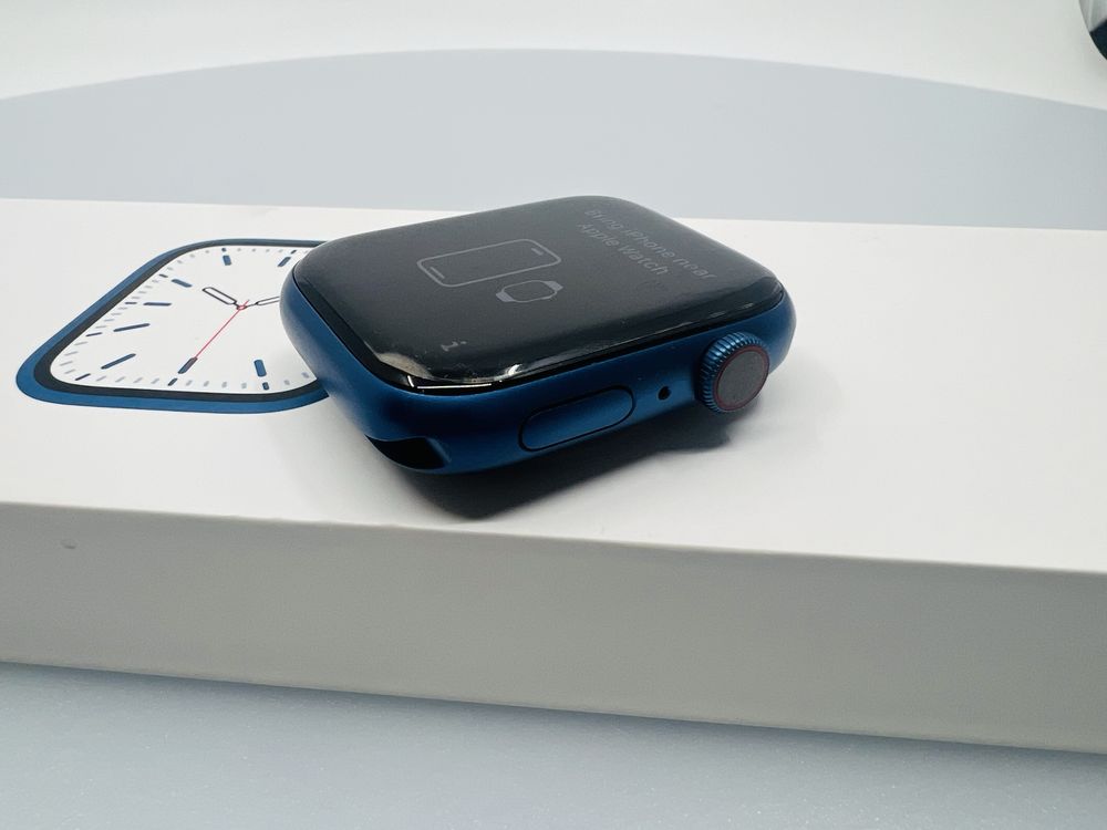 Apple Watch Series 7 GPS + Cellular, 45mm Blue Aluminum