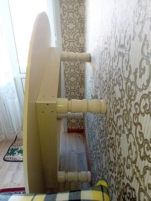 Стол круглый срочно