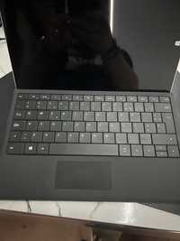 Tableta Microsoft Surface Pro 4, 12.3″, i5-6300U,8GB RAM, 256Gb