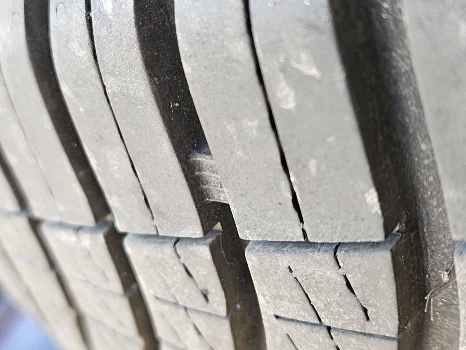 Cauciucuri hankok 215/55/R17 de vara