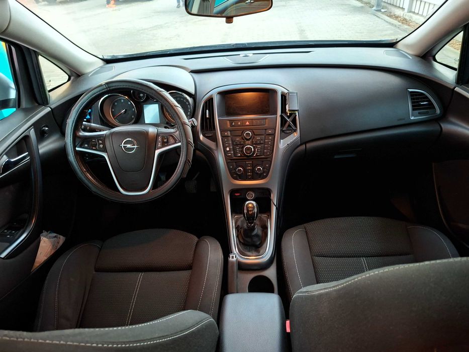 Vand Opel Astra Sports Tourer 2015