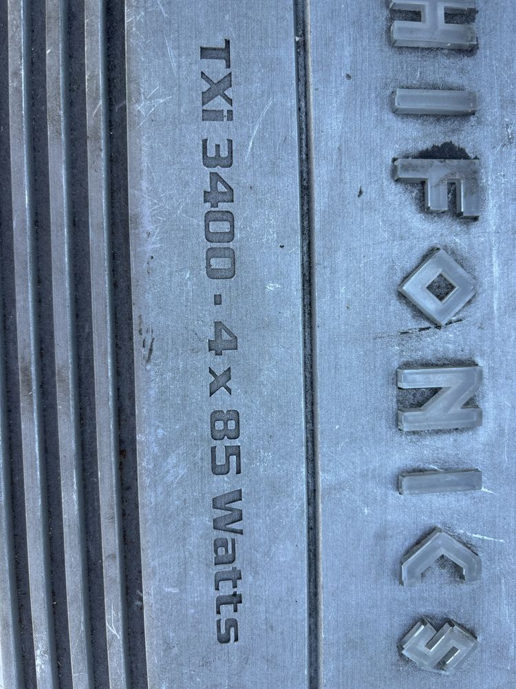 Усилвател за кола HIFONICS