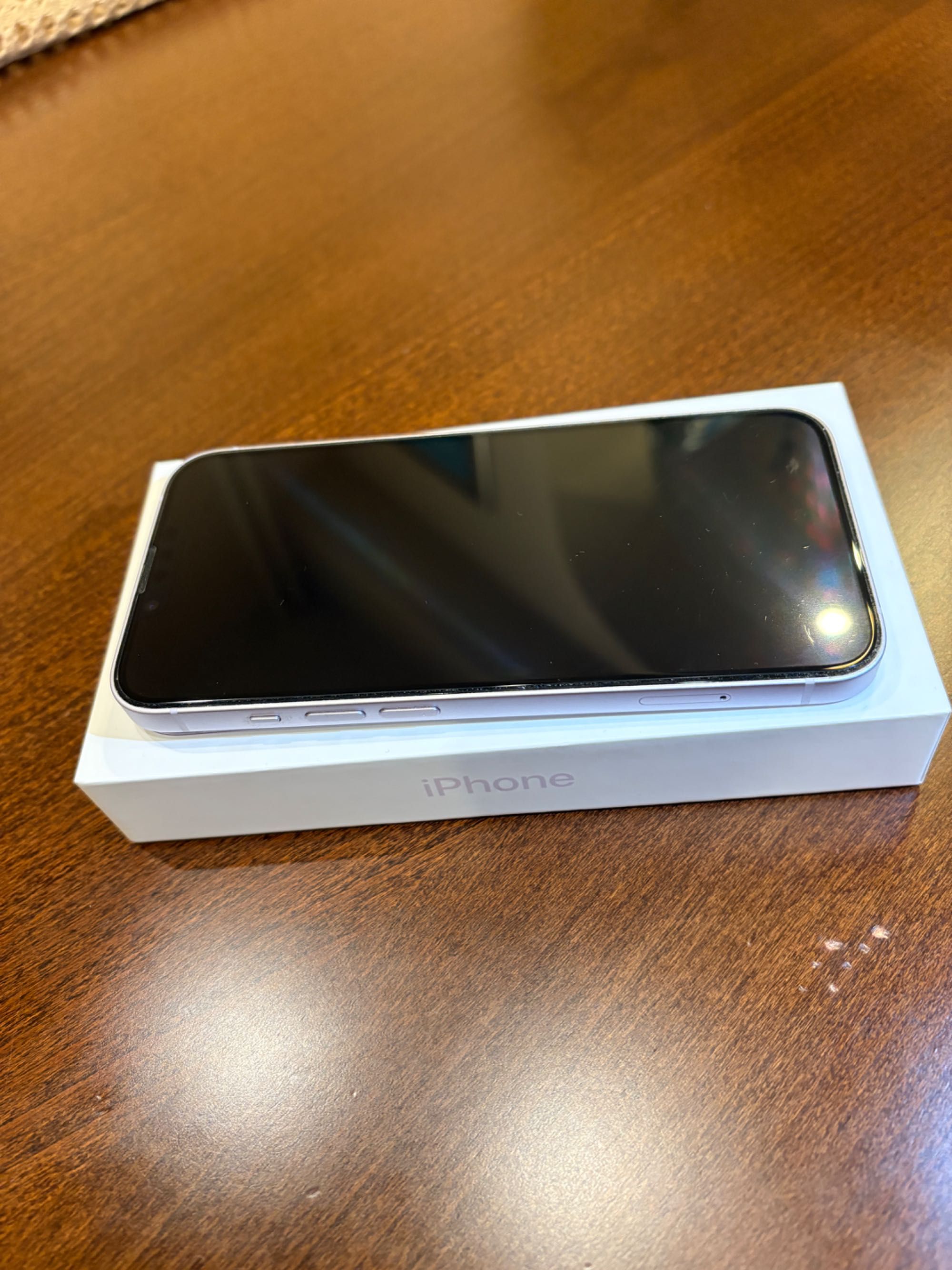 iPhone 14 128 GB лилав