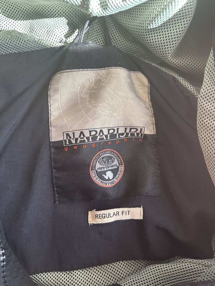 Geaca fas Napapijri neagra