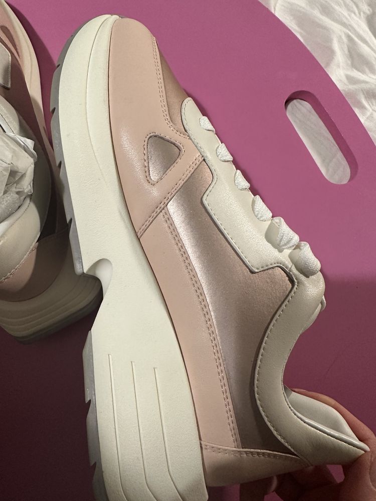 Stuart Weitzman willow sneakers