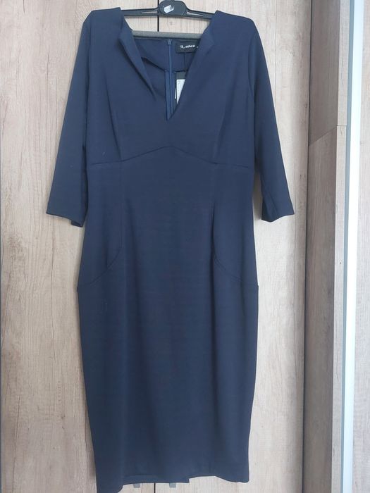 Rochie bleumarin, marimea 42