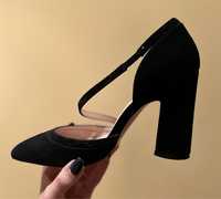 Обувки на Fabiano - естествен велур