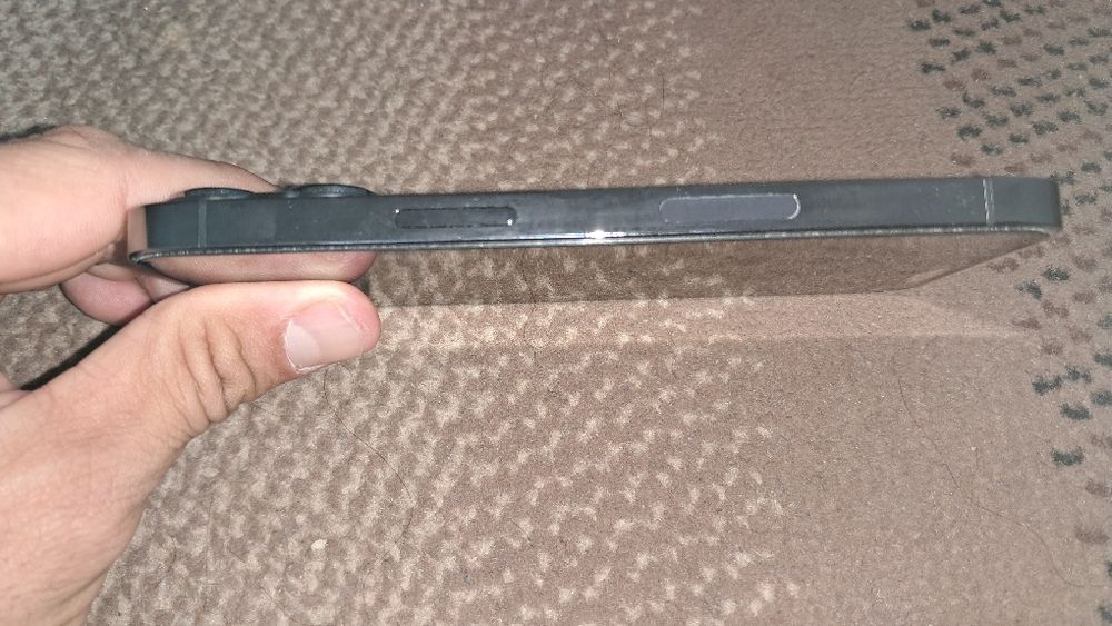 iPhone 13 pro holati zoʻr. Batareyka yomksti 91 foiz.