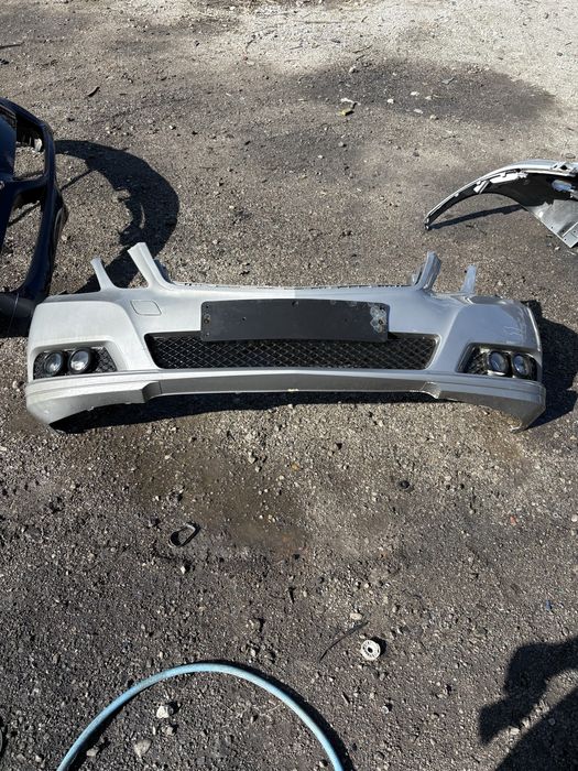 Предна броня за Mercedes E-clas W212 2010год.