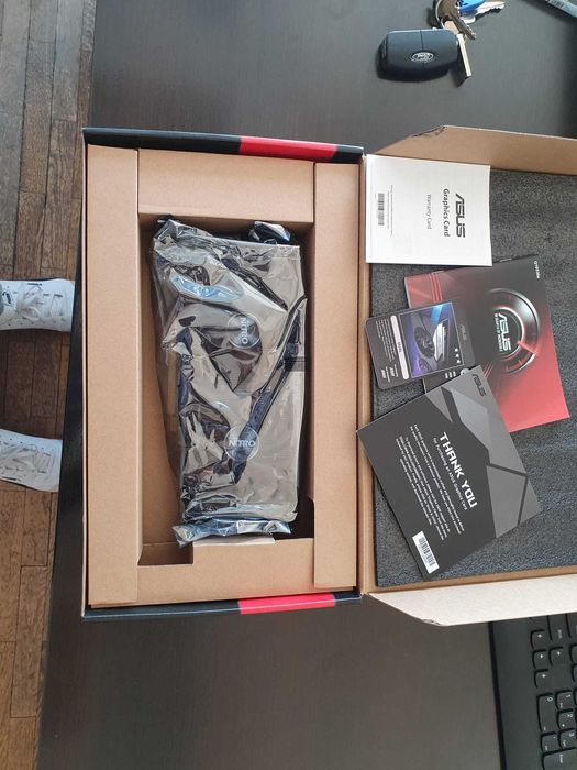 Urgent Placă video AMD Radeon RX 6600, 8GB, nouă, nefolosită