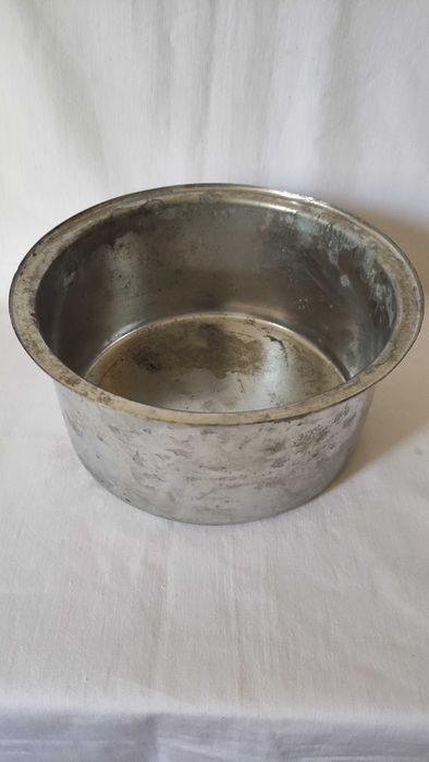 Стари медни съдове за готвене