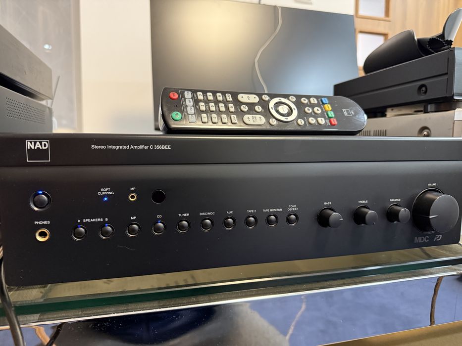 Amplificator NAD C356BEE,120W/4/80W RMS/8,Telecomanda,Optical In,USB