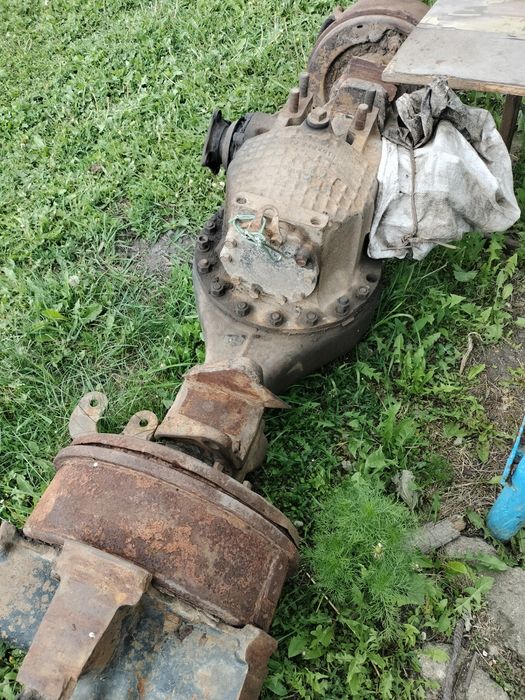 Продам чулок в сборе с полуосями , ступицы редуктор 49 зубьев без поро