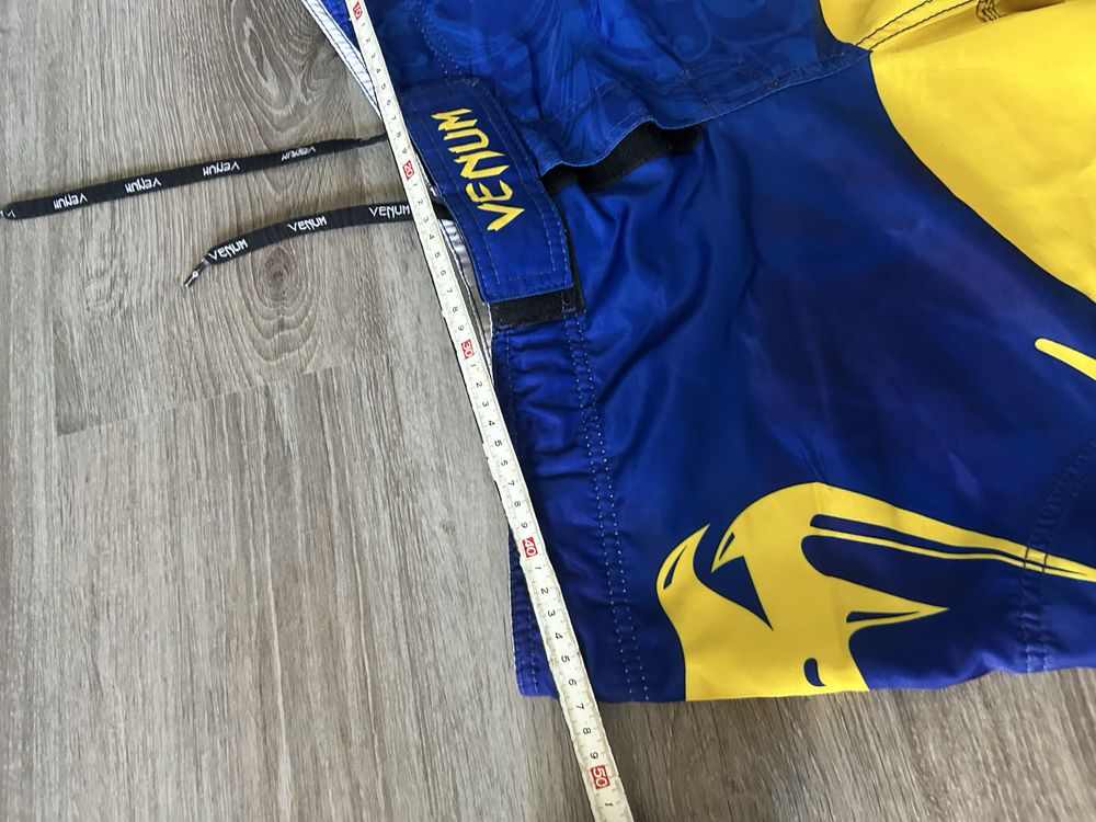 Къс панталон Venum