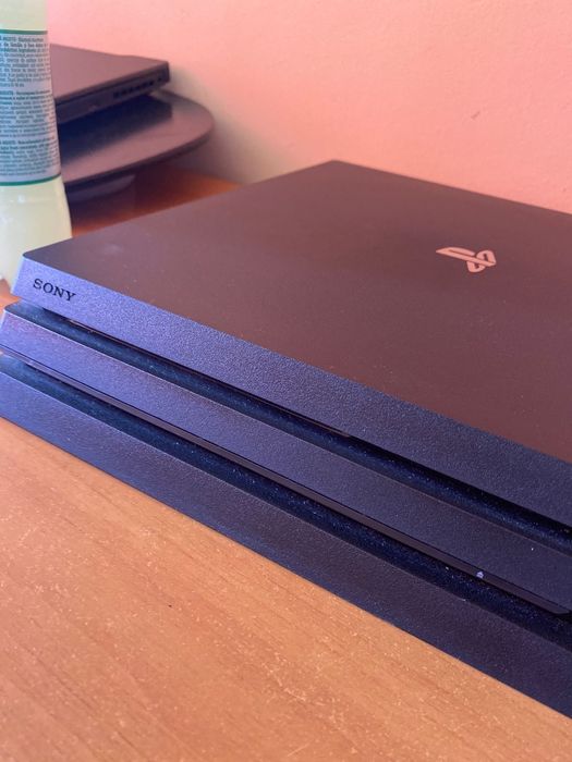 Playstation 4 pro 1 tera