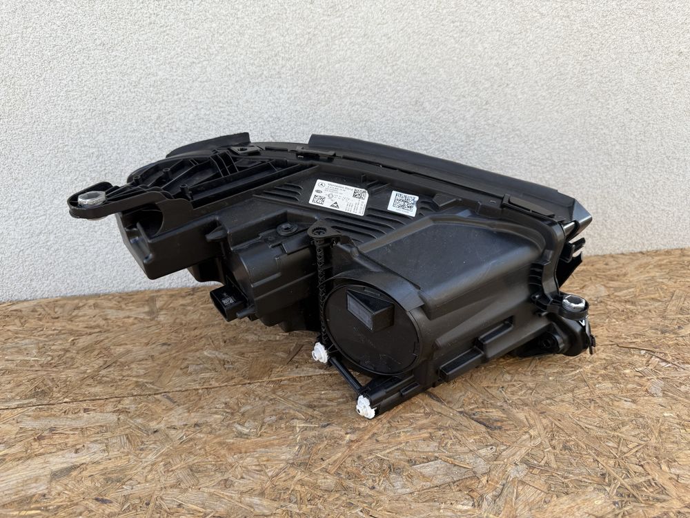 Far stanga Mercedes E Class W213 Facelift Led High Performance Origina