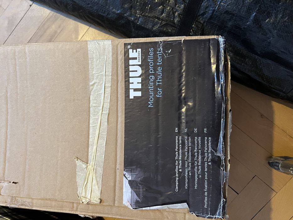 Страници за маркиза  Thule Panorama Omnistore 5003