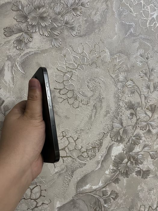 Iphone 16 pro 128 gb 98%