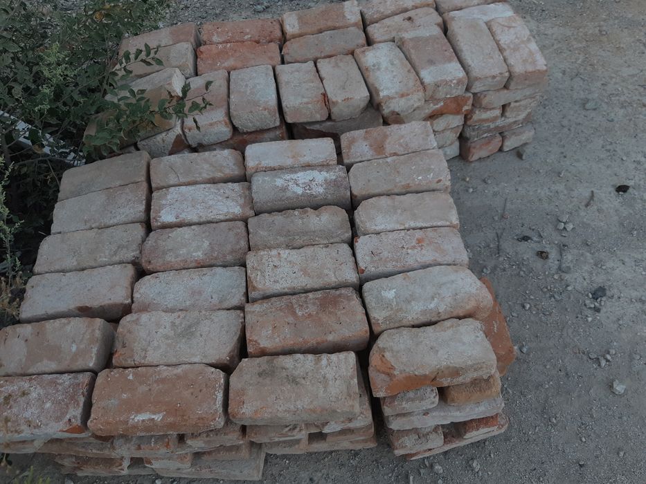 Cărămidă din demolări