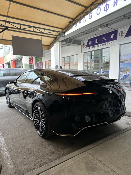 Avatr 12 Master Yangi 2025-08