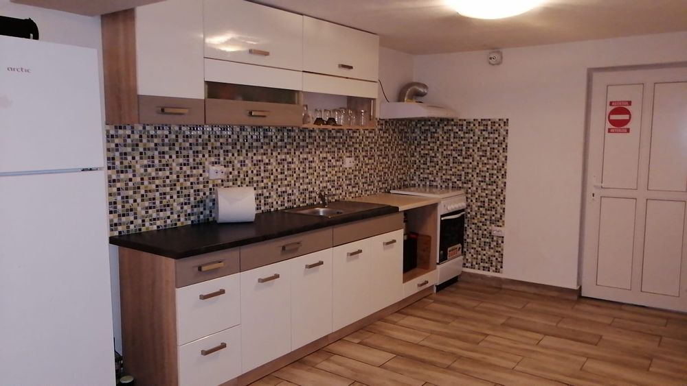 Cabană de închiriat în Rânca