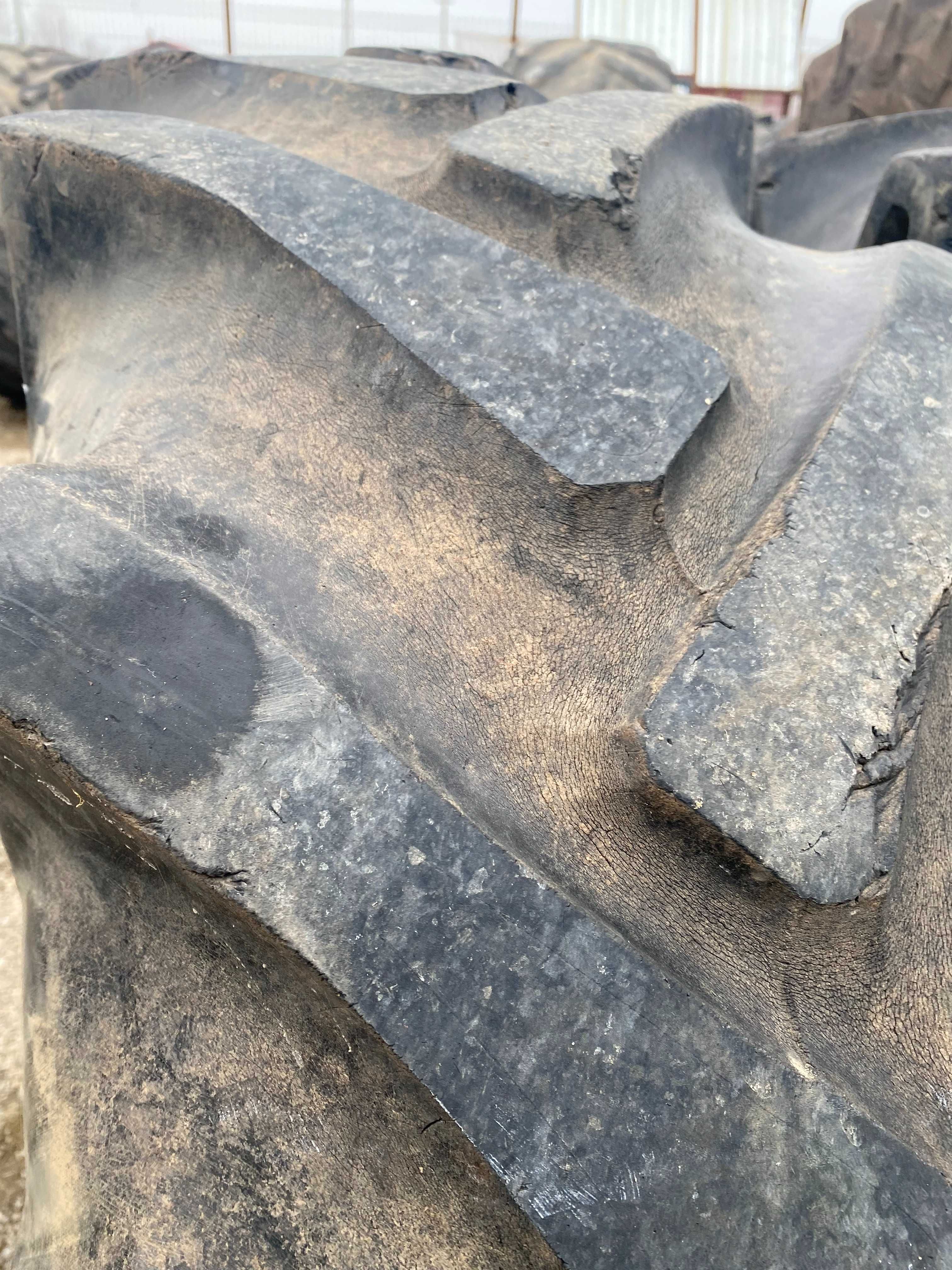 Cauciuc 16,9 R30 Semperit