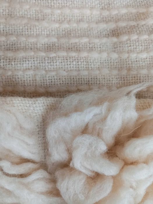 Нов вълнен китеник