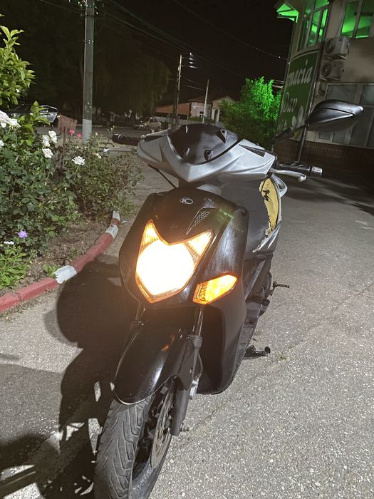 Scuter kymco 125