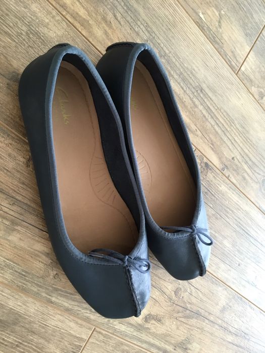 Балеринки от естествена кожа на Clarks