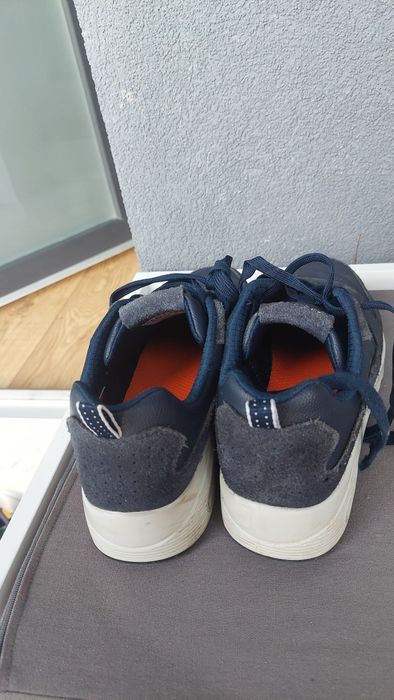 Adidasi Skechers baieti din piele 38