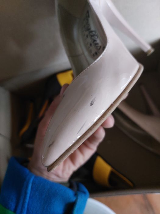 Sandale cu toc subtire