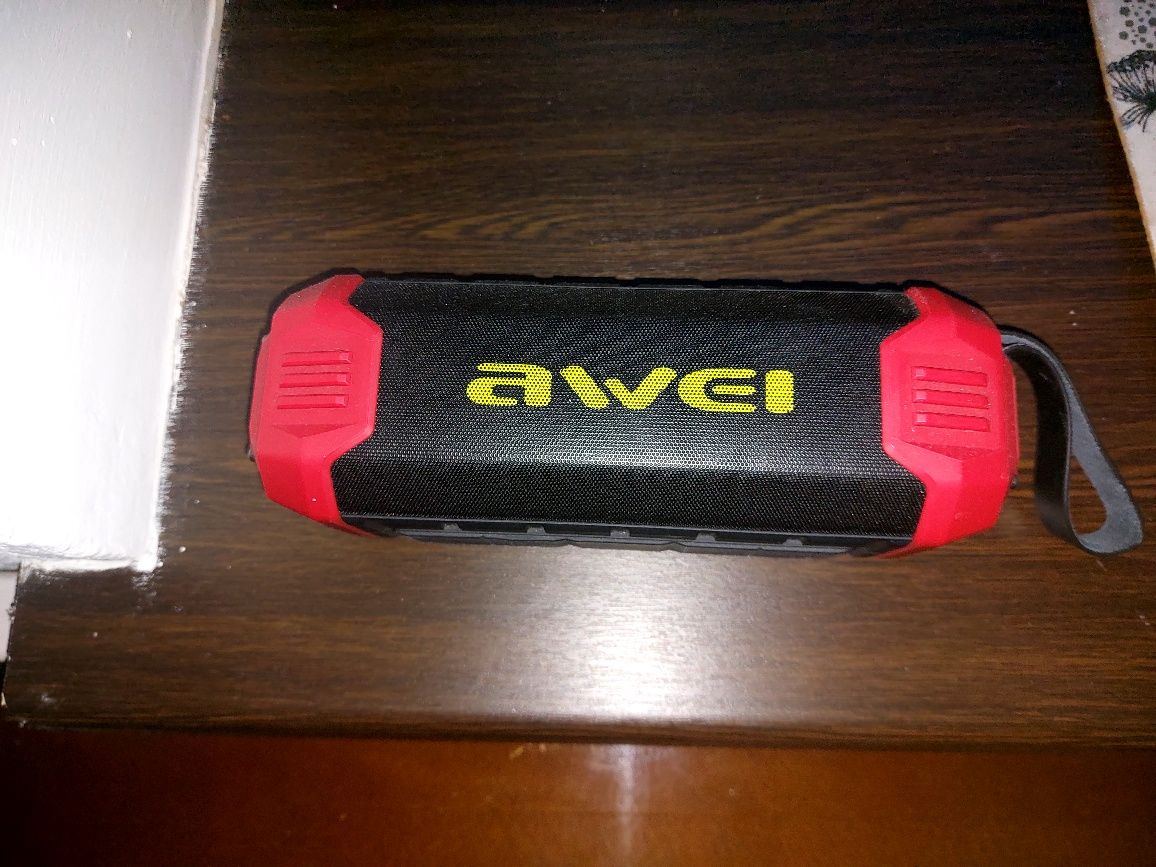 продам колонку awei