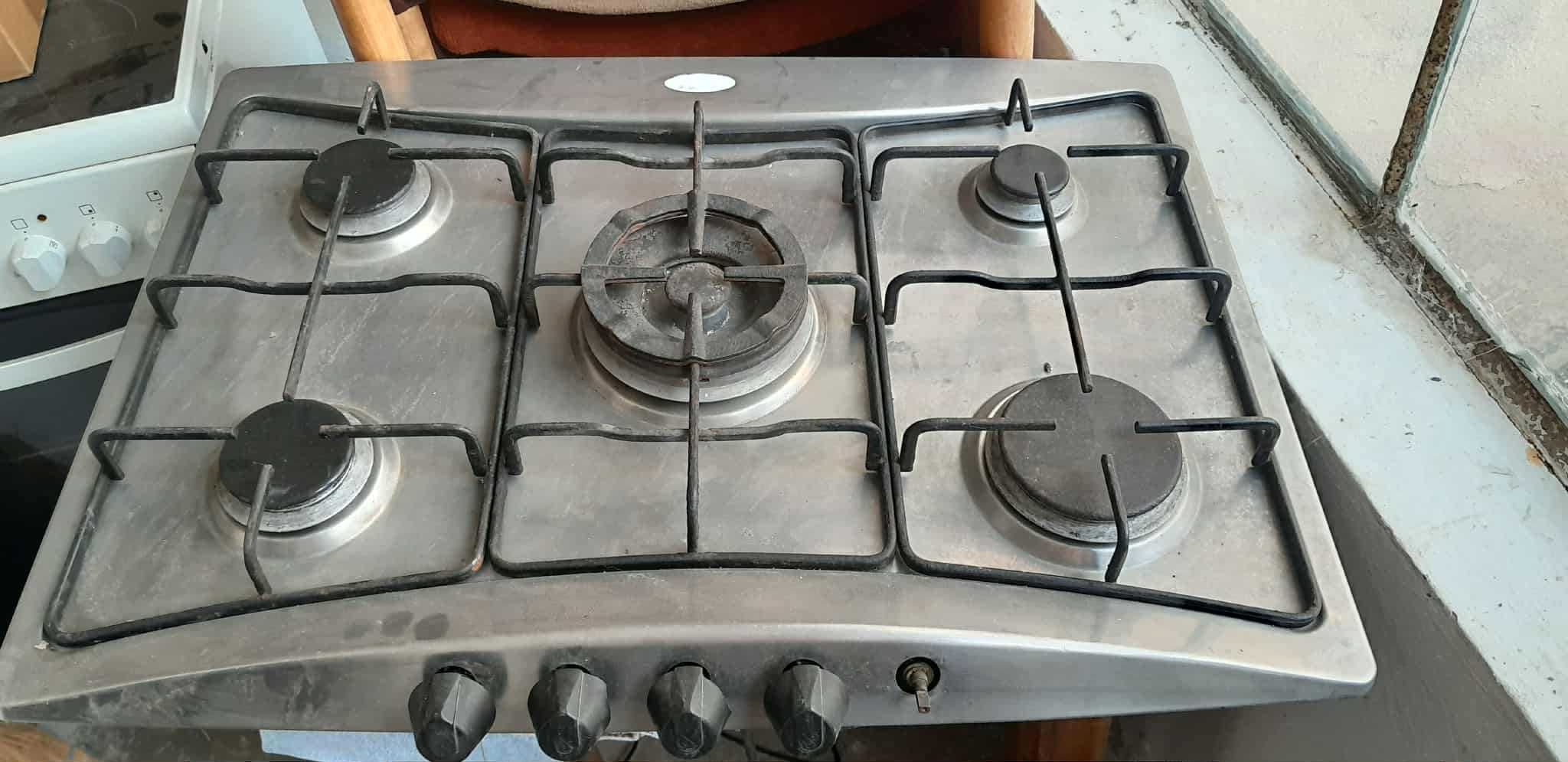 Плот от неръждавейка с газови котлони