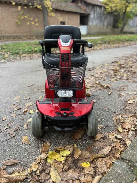 Електрическа четериколка  за трудно подвижни хора