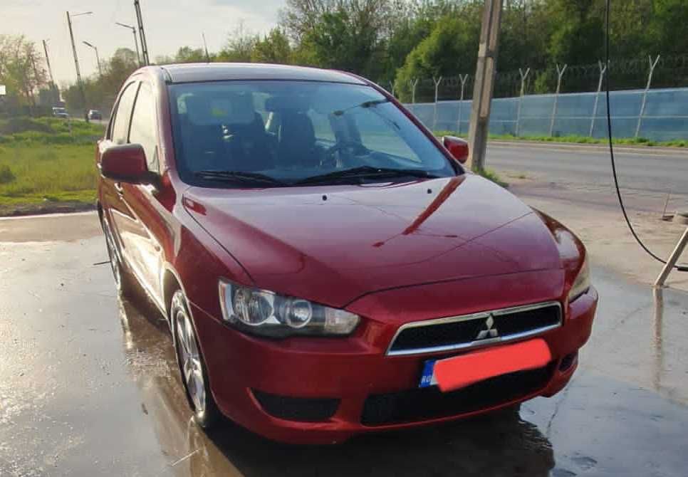Mitsubishi Lancer