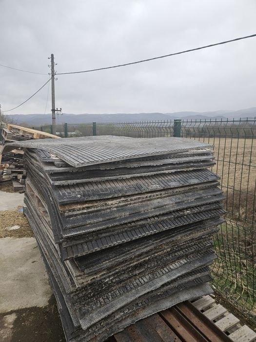 Гумени легла за крави