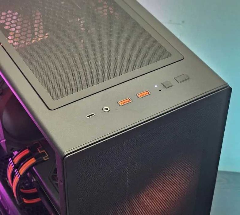 RX 9070XT/Ryzen 7-7800X3D/RAM 32GB/SSD 1TB/ Геймърски компютър DR035