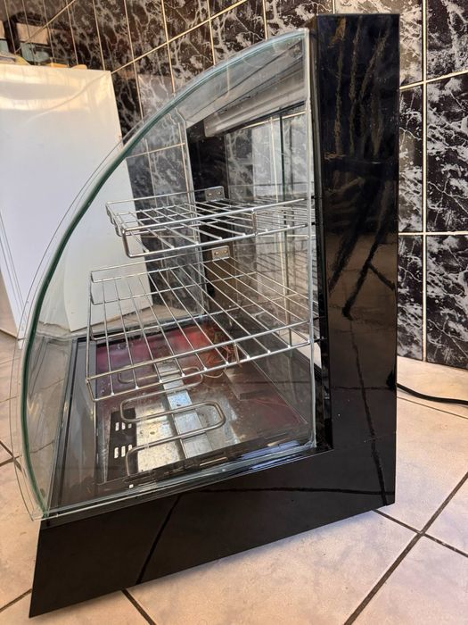 Vitrină caldă Pie Warmer – ideală pentru patiserii și cafenele
