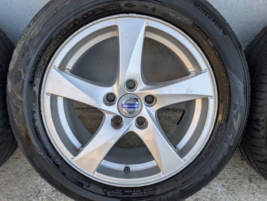 Jante HERA 16" Volvo V40 S60 V60 S80 V70 S40 V50 C30 C70 Cod: 31423046