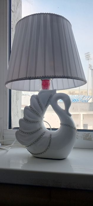 Светильник для спальни