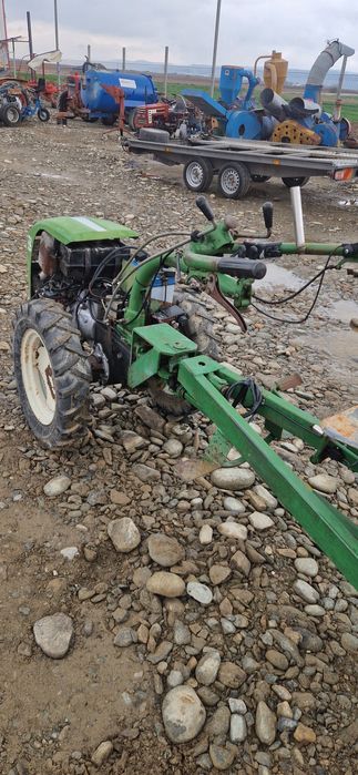 Motoagricola Ferrari 4x4 cu freză