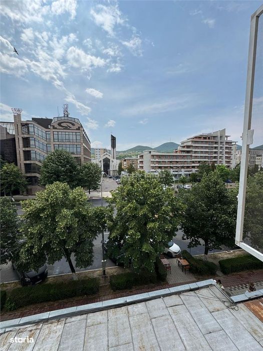 4 camere - 2 bai - Etaj 3 din 3