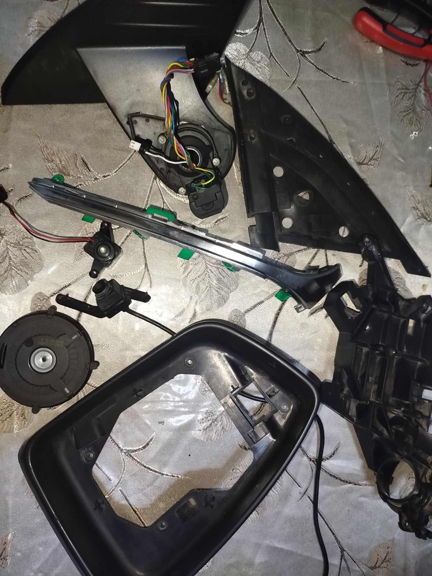 Jetaur x70 chap bakavoy zapchastlari bor