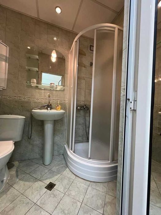 Дава се под наем Двустаен апартамент в София, Изток - 80 кв.м за 612 € - Снимка #9
