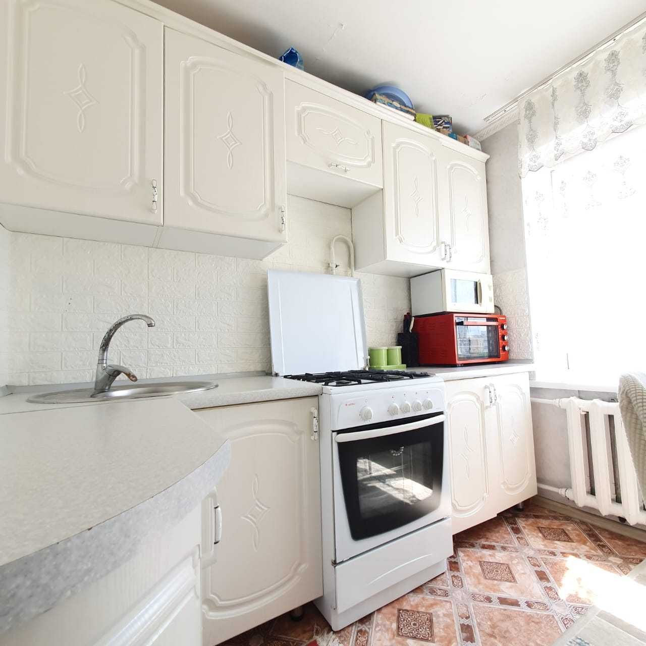 Продам отличную 2квартиру в центре 11 микрорайона!