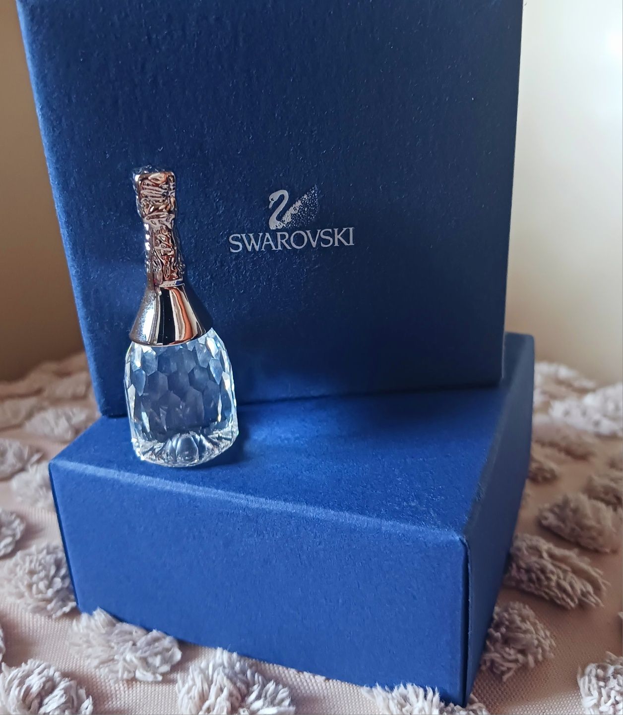 Бутилка шампанско Swarovski