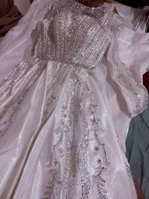 Kelin kuylak sotiladi hammasi yangi