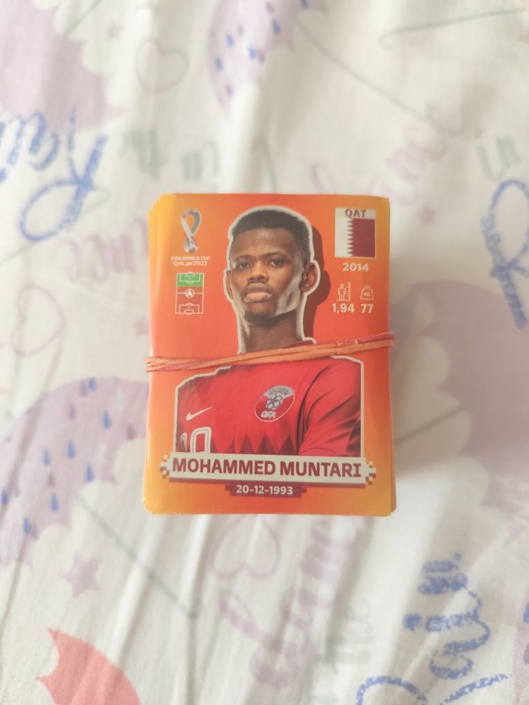 Cartonașe panini de la campionatul mondial 2022
