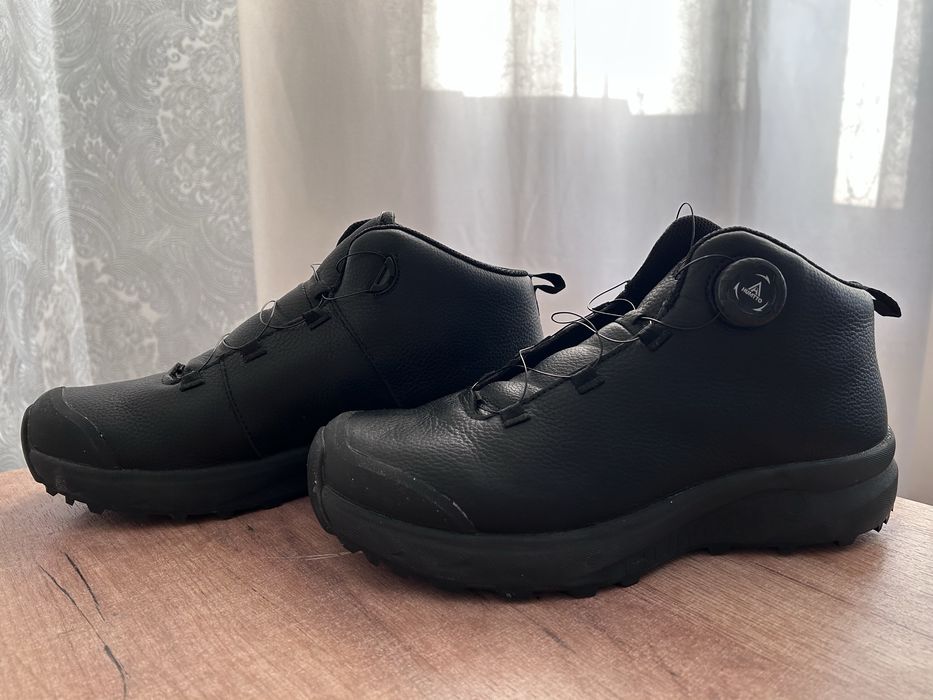 Продам ботинки Humto 42 размер