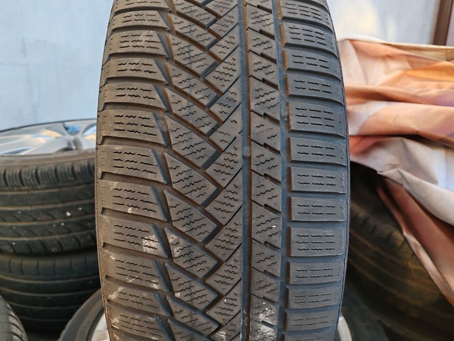 Continental wintercontact 235/45R18 iarna